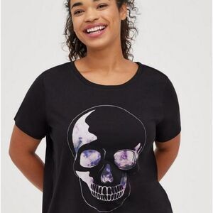 TORRID PLUS SIZE PERFORMANCE Cotton Short Sleeve SKULL Active Tee.